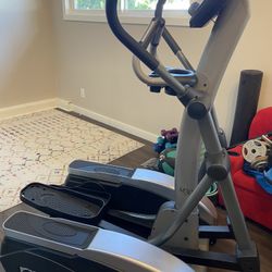 True Fitness M30 Elliptical 