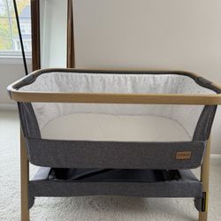Amke Baby Bassinet 