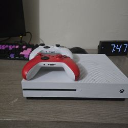 Xbox One S 