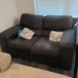 Small/Medium Couch 