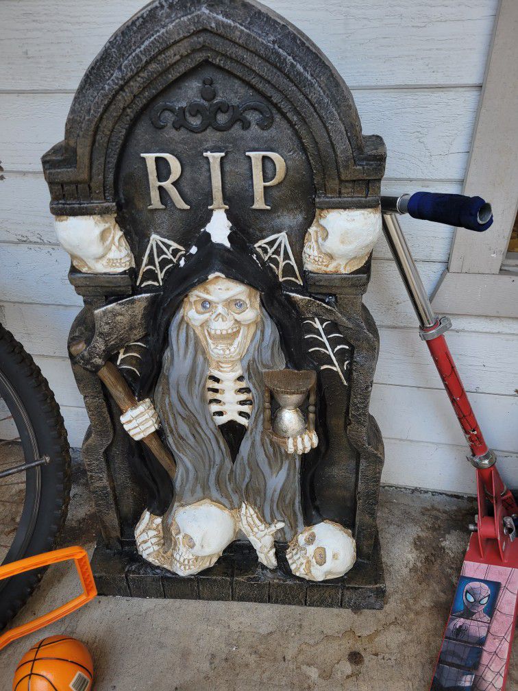 Halloween Tombstone Decoration