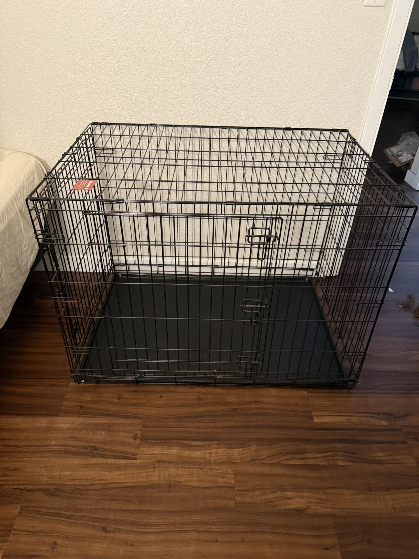 LARGE DOG CRATE