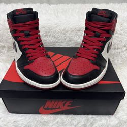 Air Jordan 1 Retro High Bred Toes M10 OG Box Pre Loved  Flawless 