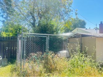 dog kennel