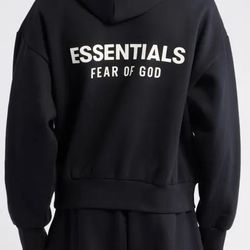 ESSENTIALS (FEAR OF GOD)