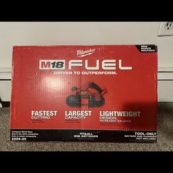 Milwaukee M18 Fuel Compact Bandsaw