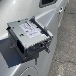 2010-2015 Chevy Camaro Radio 