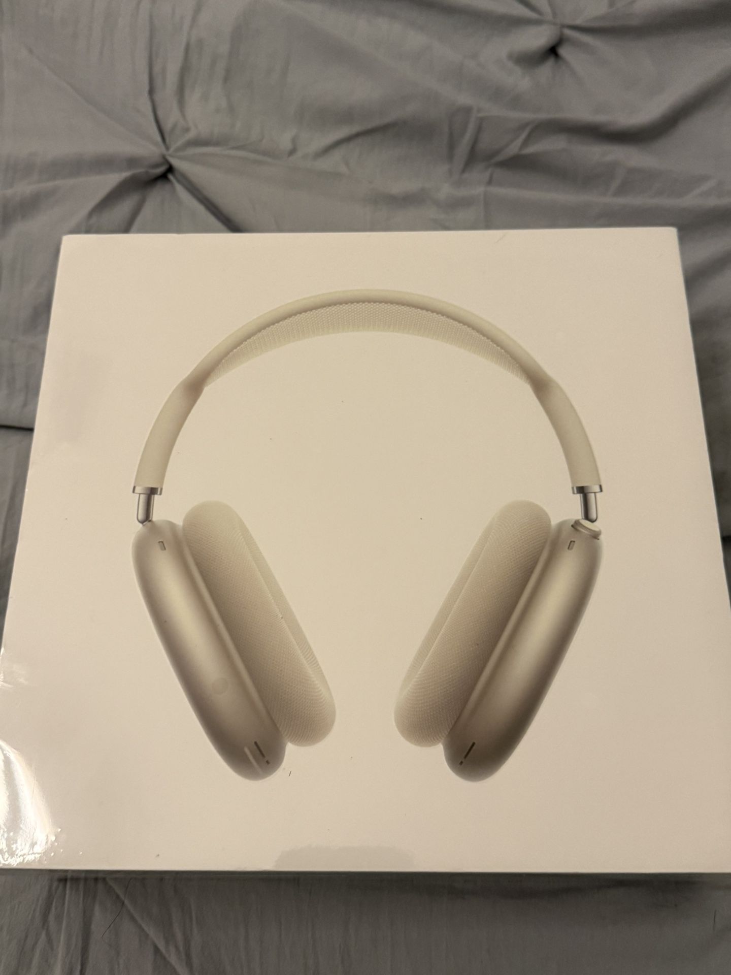 (unopened) AirPod Pro Max 