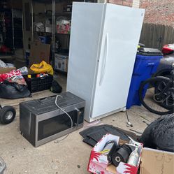 Free Microwave And Freezer (Non Functional)