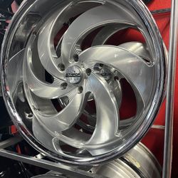 24” Strada Rims (Full Set)