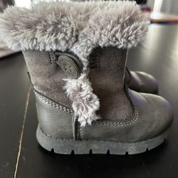 Osh Kosh Size 5