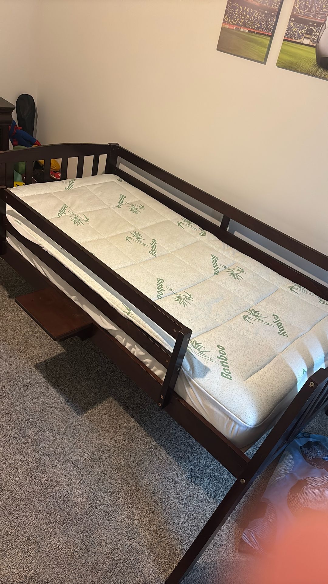 Twin Bed And Mattress 