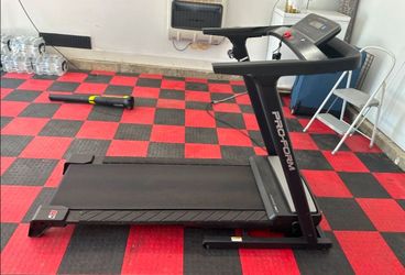ProForm Cadence / CC300 Compact folding treadmill