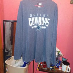 2 XL Dallas Cowboys Long Sleeve Shirt 