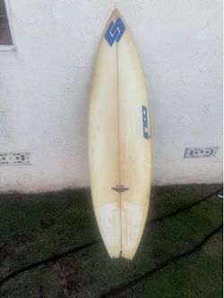 6 ft Cole surfboard