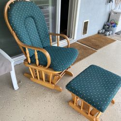Rocking Chair 