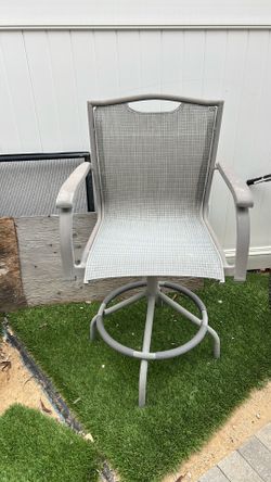 4 free chairs