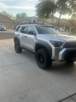 TOYOTA 4 RUNNER