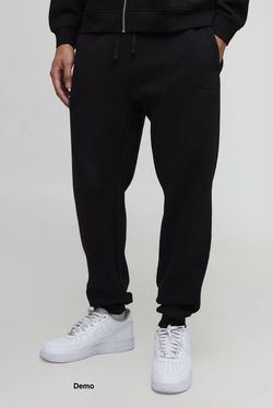 boohooMAN Essential BM Signature Regular Fit Jogger (Large)