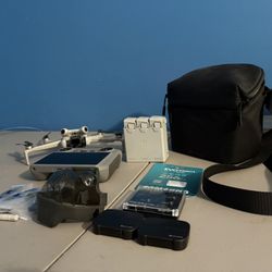 DJI Mini 4 Pro Fly More Combo 