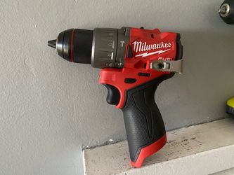 Milwuakee M12 FUEL 12V Lithium-Ion Brushless Cordless 1/2 in. Hammer Drill (Tool-Only)