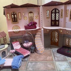 Brats World Mansion and Accessories 