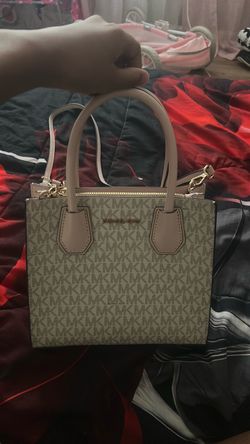 Micheal kors purse