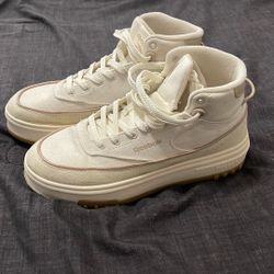 Reebok High Top White Shoes 