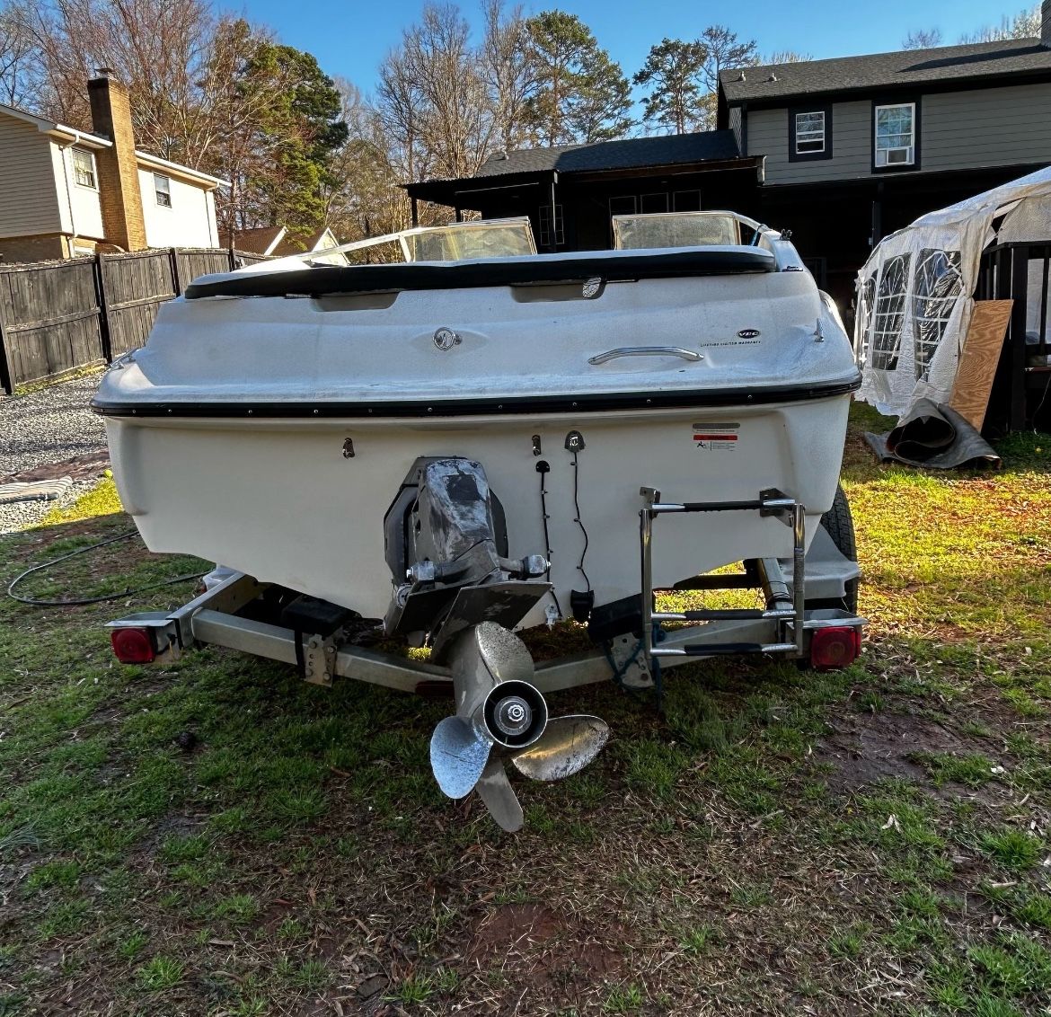 Glasstron 2006 Ready For The Summer