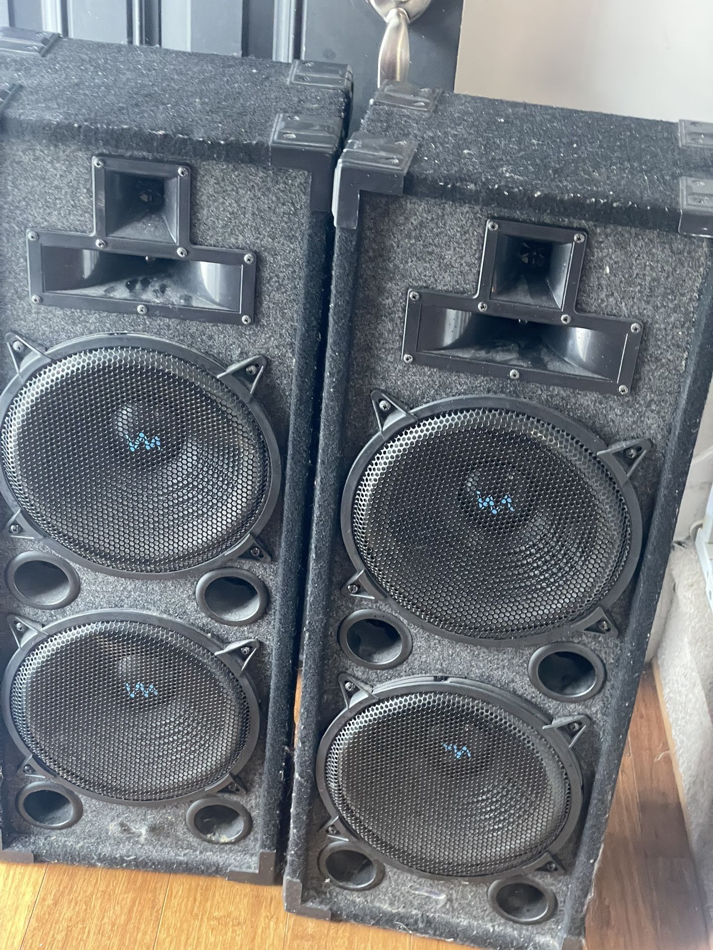 2. Speaks 1000 Watts.