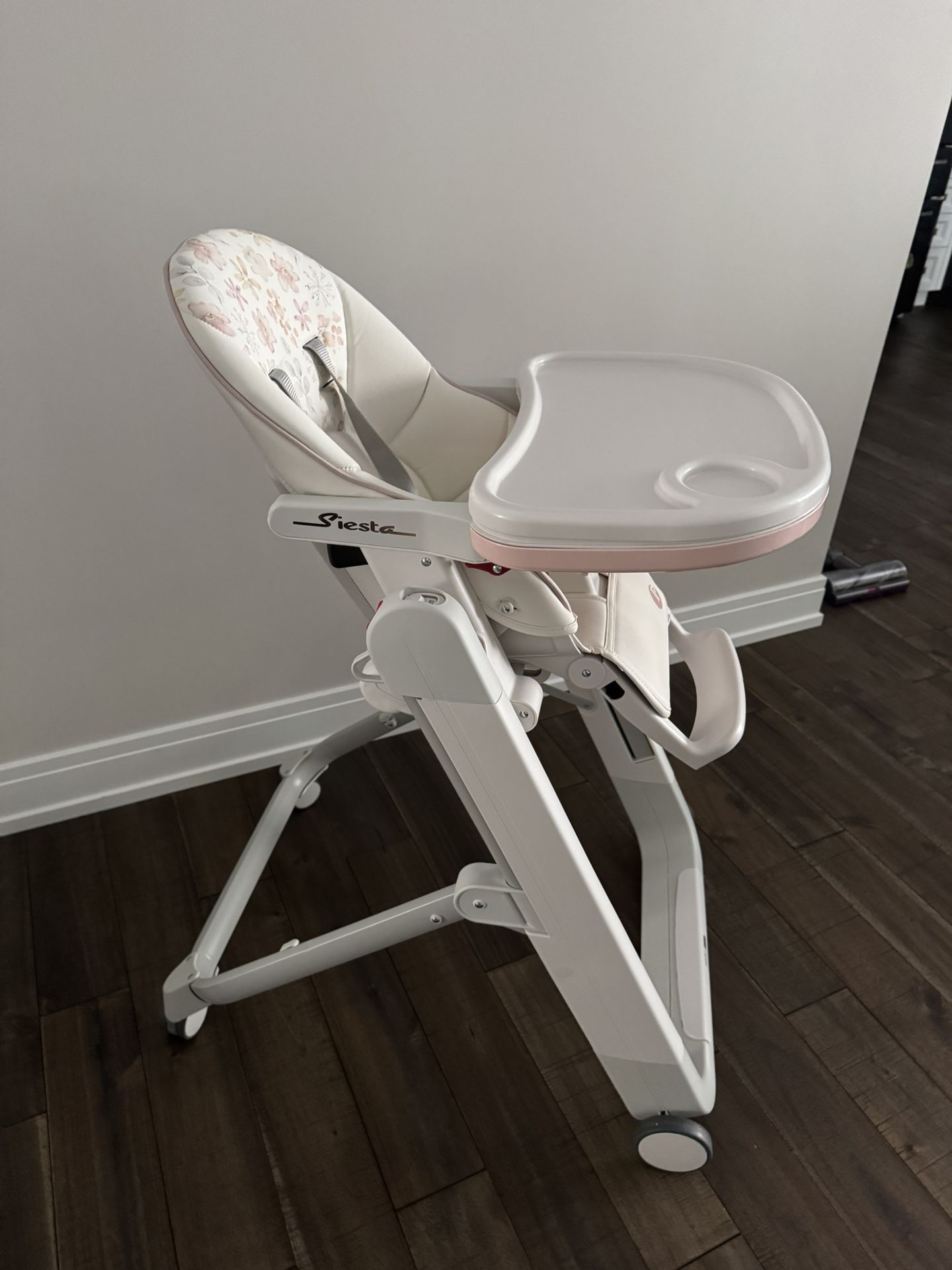 Peg Perego Siesta High Chair 