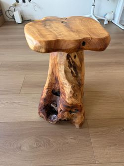 Wood stump table