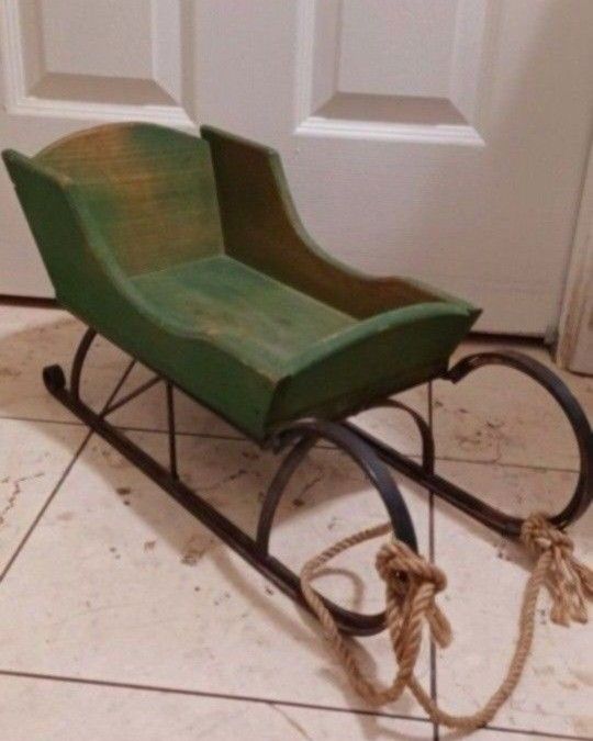 Wood Sled Decor