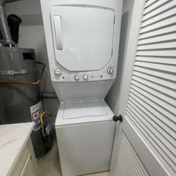 GE Stacked Washer /dryer 
