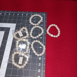 7 New Elastic Pearl Strecth Bracelets 