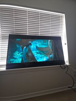 LARGE SAMSUNG TV