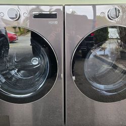 LG STACKABLE WASHER & DRYER 