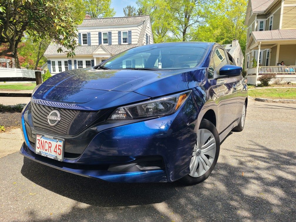 2023 Nissan Leaf
