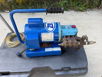 INDUSTRIAL PRESSURE WASHER/PUMP