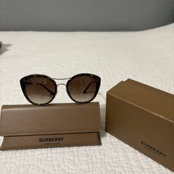 Burberry Sunglasses 