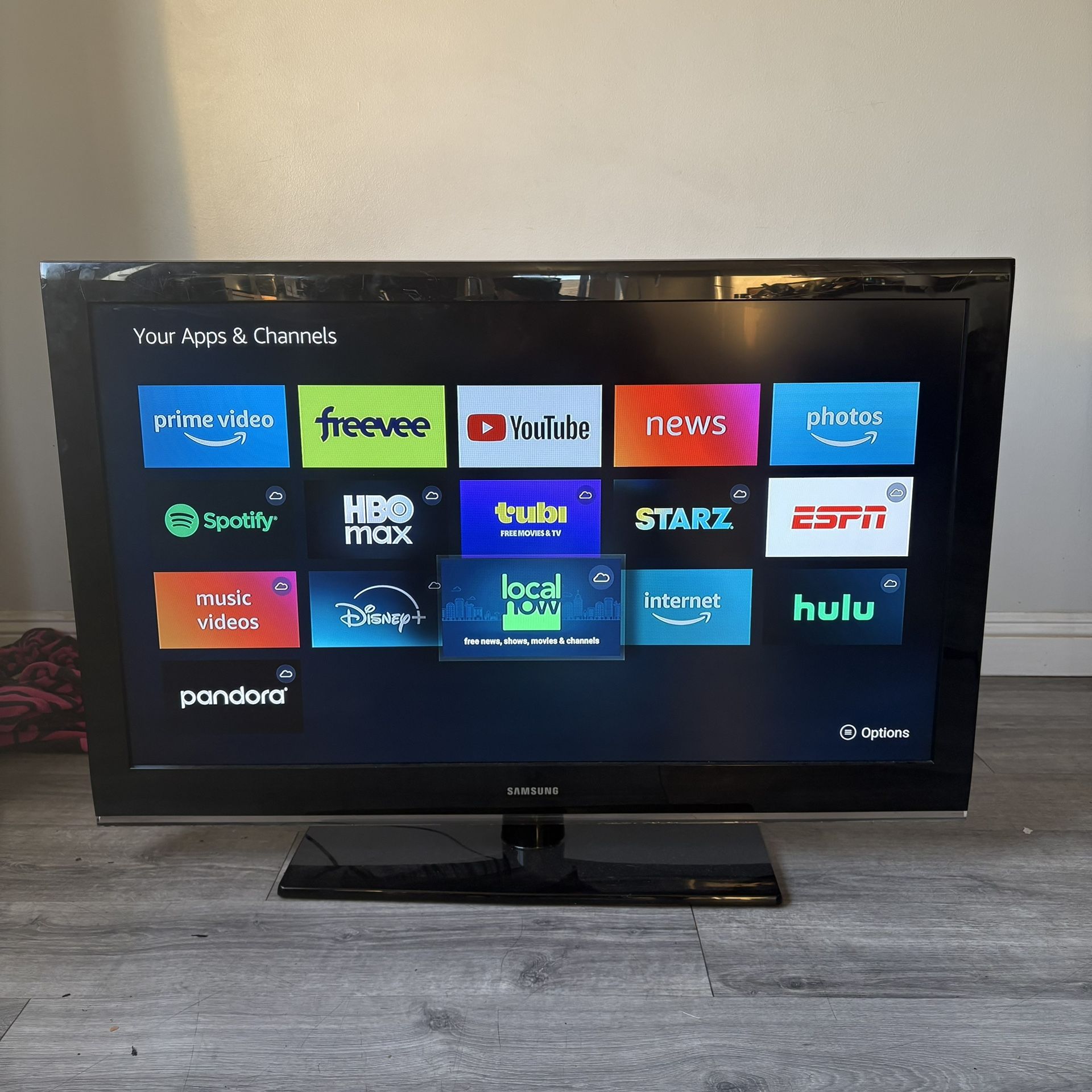 Samsung 46” TV + Amazon Fire Stick