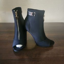 Guess Black Boots 