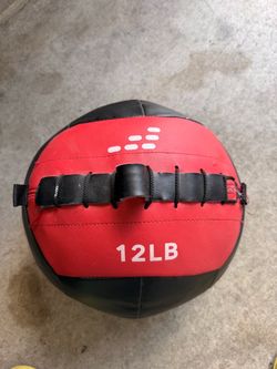 12 pound medicine ball