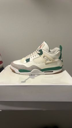 Jordan 4 SB Pine Green