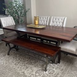 Dinning Table
