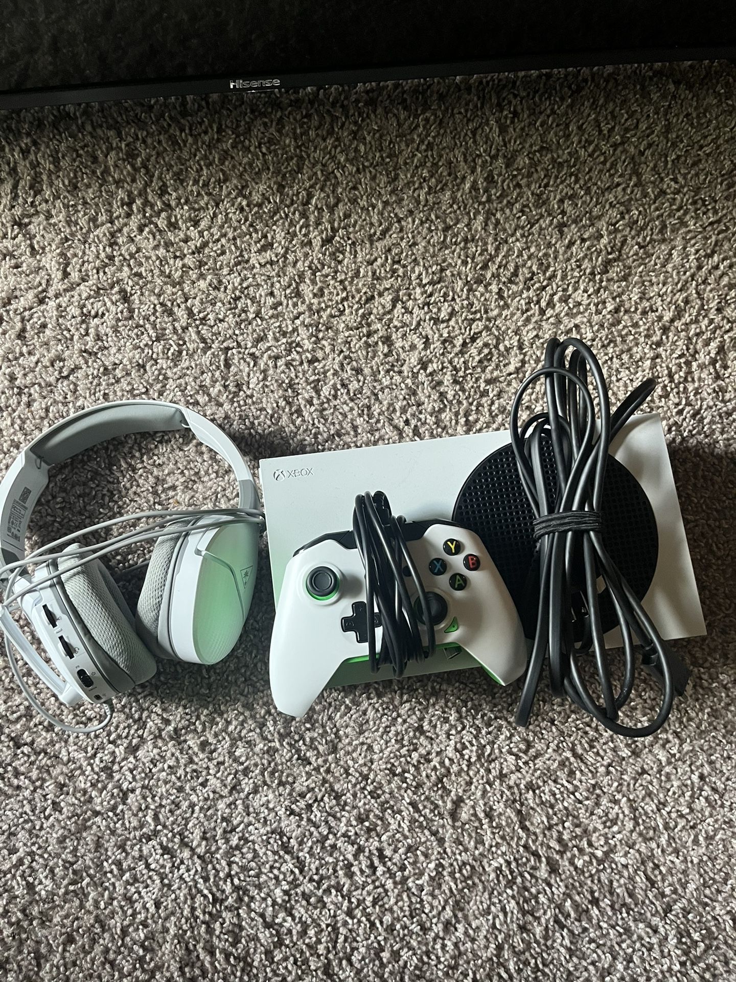 Xbox One Series S Come With Controller And Turtle Beach Headset