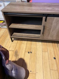 Tv stand