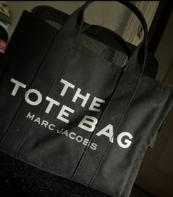 Marc Jacob’s tote bag