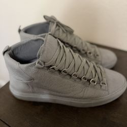 Balenciaga Arena SZ 40