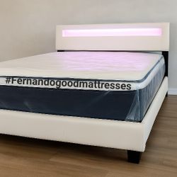 NEW Queen-Size PILLOW TOP MATTRESS and BOX SPRING. Bed frame not included 👍